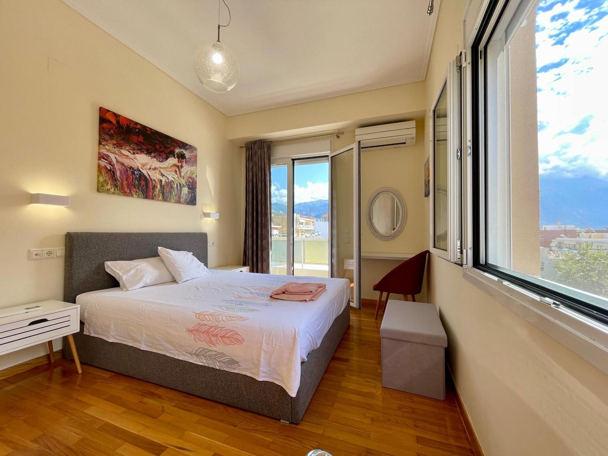 Kalamata.House - Sunny And Modern Apartment With View! Εξωτερικό φωτογραφία